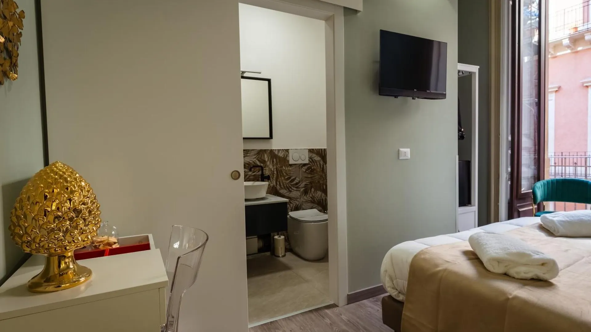 קטאניה Etnea Boutique Hotel