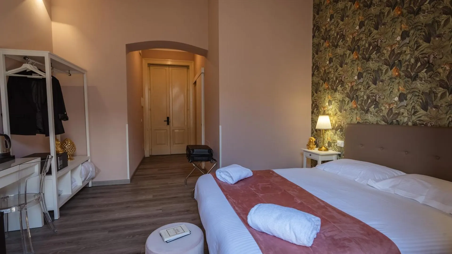 ****  Etnea Boutique Hotel Catania Italia
